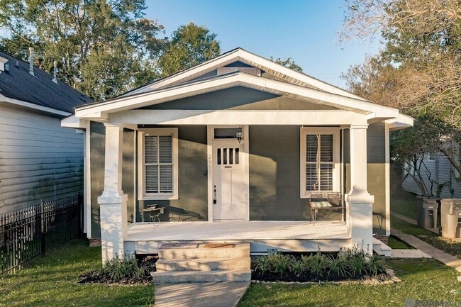 property at 2161 Oleander St