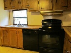 134 Arborview Dr in Villa Ridge, MO - Building Photo - Building Photo