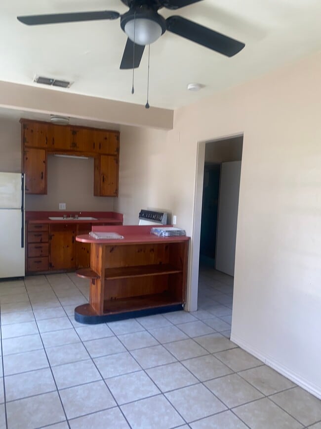 1845 Orangewood Ave SW in Winter Haven, FL - Foto de edificio - Building Photo