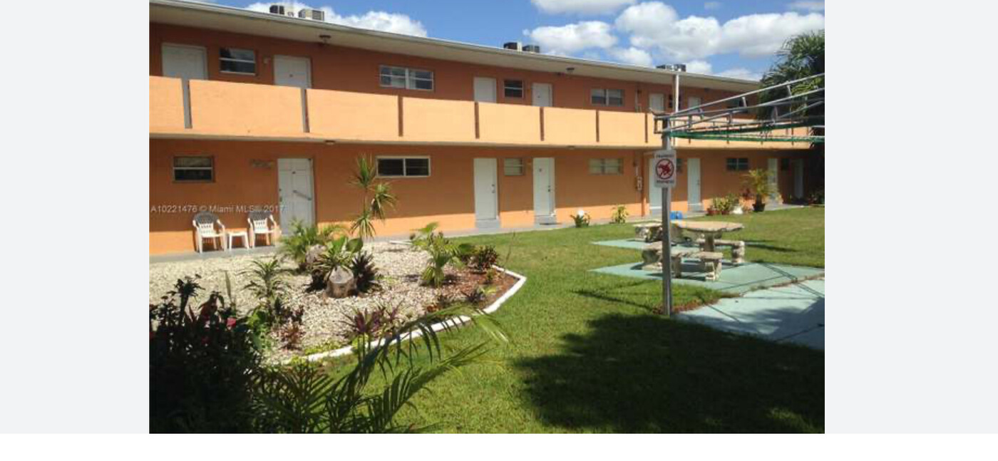 9760 SW 184th St, Unit Cutler Bay in Cutler Bay, FL - Building Photo