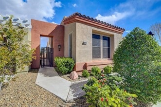 9194 Penn Station St in Las Vegas, NV - Building Photo - Building Photo