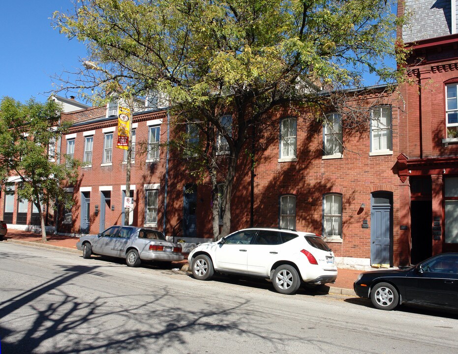 909-923 Geyer Ave in St. Louis, MO - Building Photo