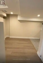 60 Wakelin Terrace in St Catharines, ON - Building Photo - Building Photo