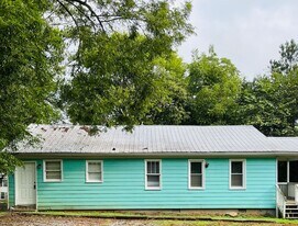 253 Magnolia St in Athens, GA - Building Photo