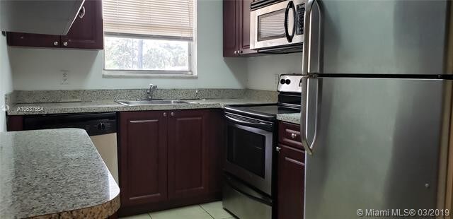 400 NW 65th Ave-Unit -117 in Margate, FL - Building Photo - Building Photo
