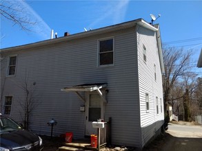 16 North St in Augusta, ME - Building Photo - Other