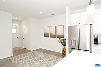 916 Marsac St in Charlottesville, VA - Building Photo - Building Photo