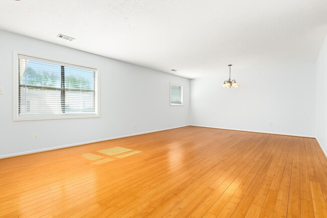 449 N Donahue Dr in Auburn, AL - Building Photo - Building Photo