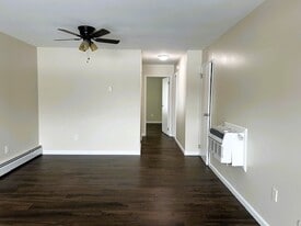 1741 W Onondaga St in Syracuse, NY - Building Photo