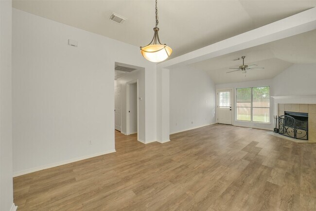 21007 Terrace View Dr in Katy, TX - Foto de edificio - Building Photo