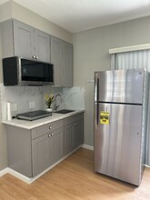 3903 Manzanita Ct in Concord, CA - Building Photo - Building Photo