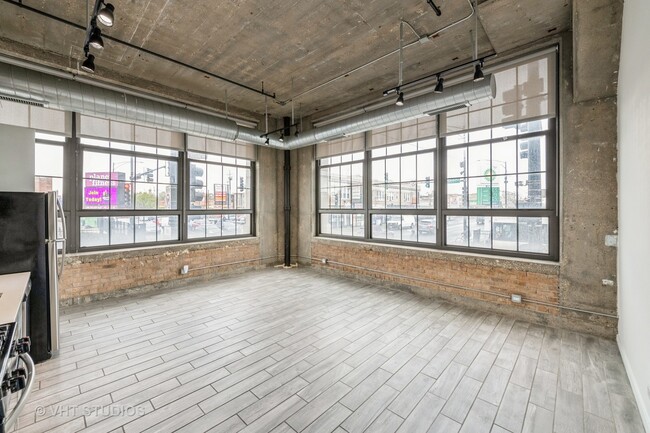 3963 W Belmont Ave in Chicago, IL - Building Photo - Building Photo