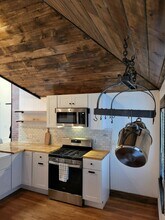 1482 Cambridge St in Cambridge, MA - Building Photo - Building Photo