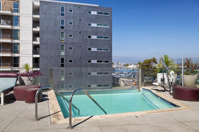 Instrata Little Italy