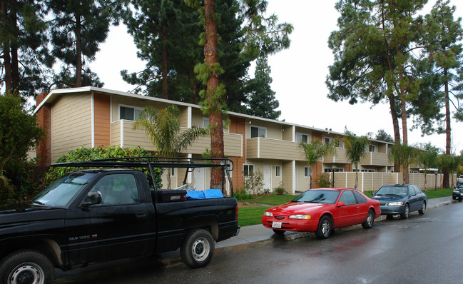 3440 Ramona St in Palo Alto, CA - Building Photo - Building Photo