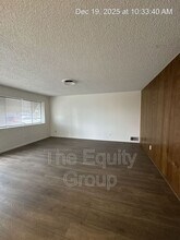 2012 S County Center Dr in Visalia, CA - Building Photo - Building Photo