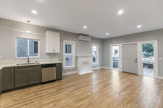 415 N Coronado St in Los Angeles, CA - Building Photo - Building Photo