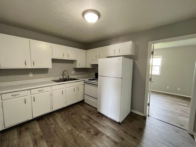 108 E Inskip Dr in Knoxville, TN - Building Photo - Building Photo