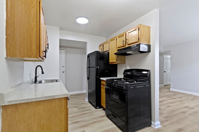 The Courts Apartment Homes in Indianapolis, IN - Foto de edificio - Building Photo