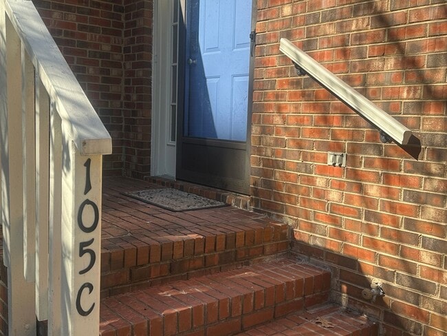 5500 Fortunes Ridge Dr in Durham, NC - Building Photo - Building Photo