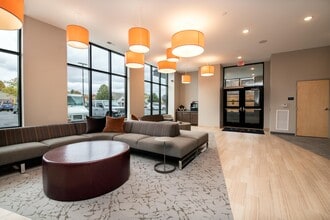 Venue on 78th in Chanhassen, MN - Building Photo - Building Photo