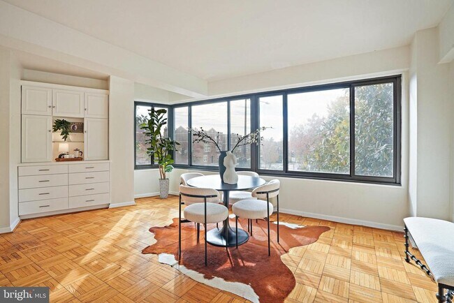 3601 Wisconsin Ave NW in Washington, DC - Building Photo - Building Photo