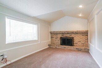 4486 W Cypress Villas Dr in Spring, TX - Building Photo - Building Photo