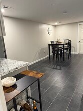 28 Nagle St in Nashua, NH - Foto de edificio - Building Photo