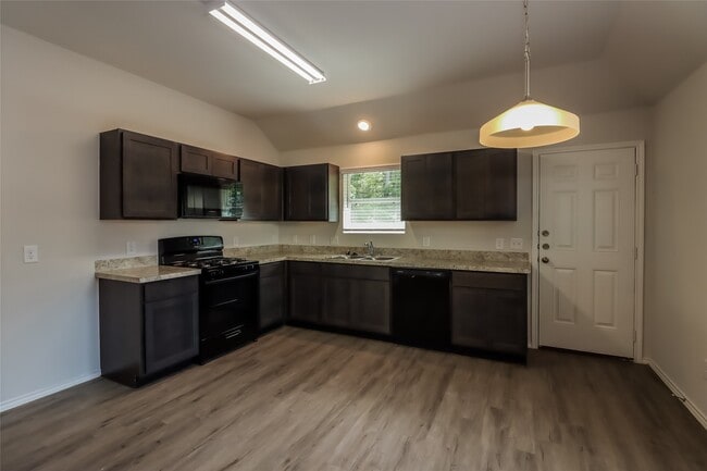 property at 2516 N Lina Ct