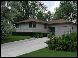 225 N Overland Trl, Unit down in Fort Collins, CO - Building Photo