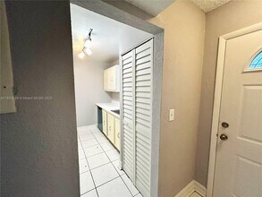 5603 Blueberry Ct in Lauderhill, FL - Building Photo - Building Photo