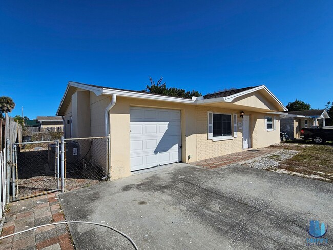 3029 Kilburn Rd in Holiday, FL - Building Photo - Building Photo
