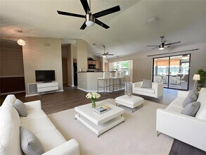 4039 N Waterbridge Cir in Port Orange, FL - Building Photo - Building Photo