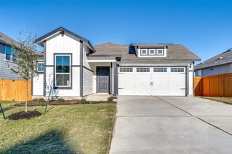 147 Shugart St in San Marcos, TX - Foto de edificio - Building Photo