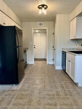 1815 E Lindsey St in Norman, OK - Building Photo - Building Photo