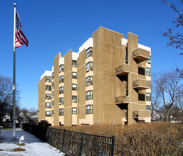 Wetmore Towers in Morristown, NJ - Foto de edificio - Building Photo