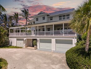 12376 Jimmy Buffett Mem Hwy in Vero Beach, FL - Building Photo - Building Photo