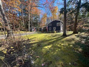 92 Rockaway Rd in Falmouth, ME - Building Photo - Building Photo