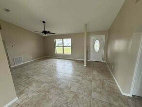 17 Hemlock Radial Ct in Ocala, FL - Building Photo - Building Photo