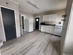 34 Hoffman St in Poughkeepsie, NY - Building Photo - Building Photo