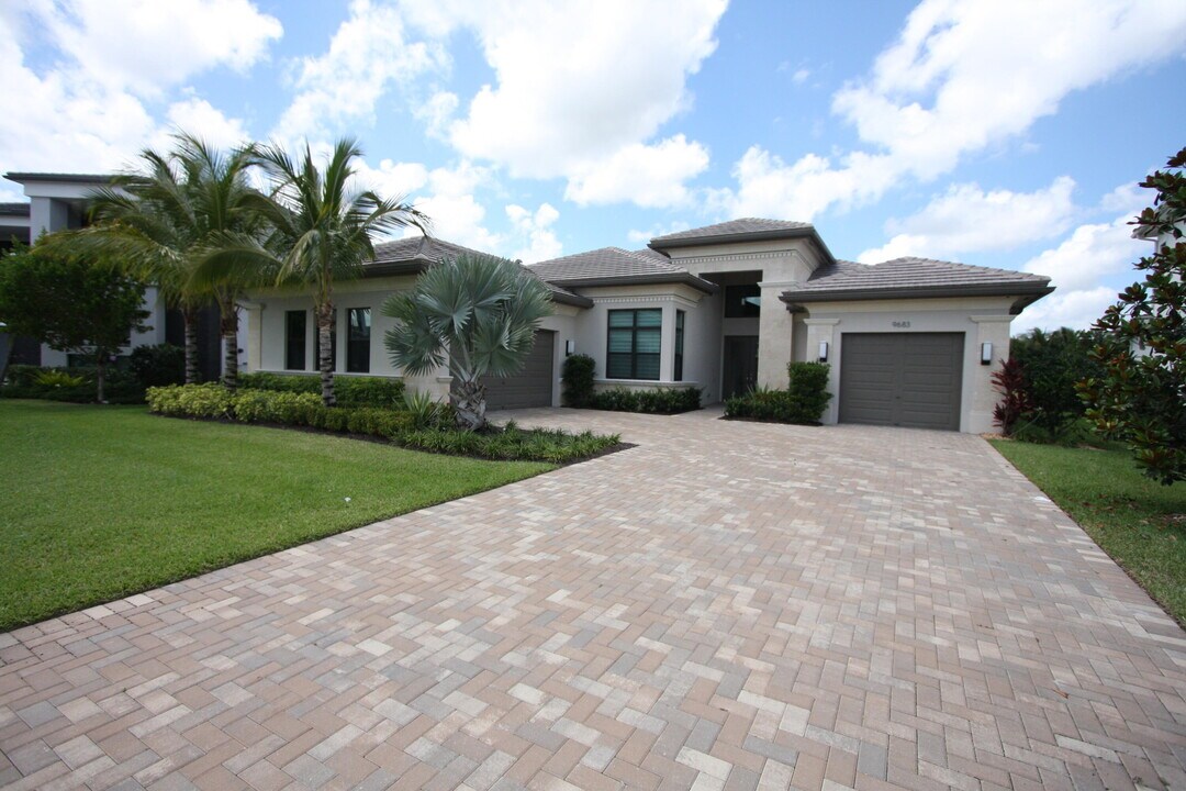 9683 Chianti Classico Ter in Boca Raton, FL - Building Photo