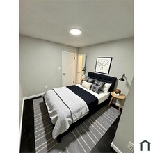 3860 E 72nd St in Cleveland, OH - Foto de edificio - Building Photo