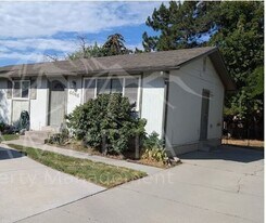 6046 S 4000 W in Kearns, UT - Building Photo