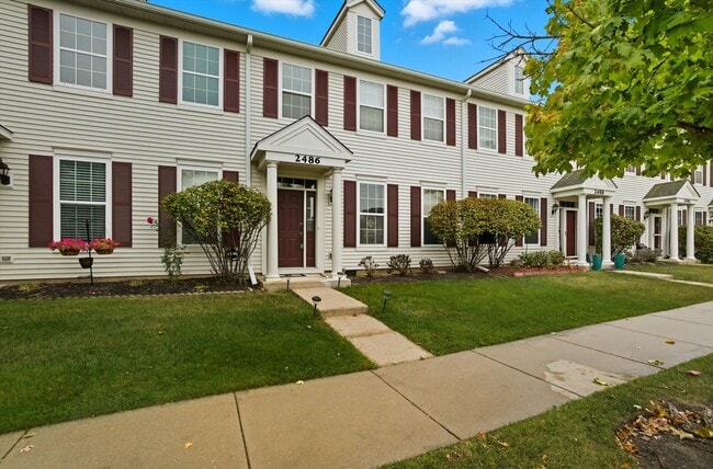 property at 2486 Georgetown Cir