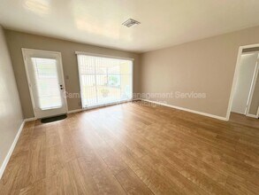 10918 Dalwood Ave in Downey, CA - Building Photo - Building Photo