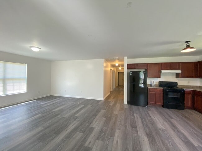 5669 Chrys St in Powder Springs, GA - Building Photo - Building Photo