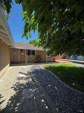 543 Silver Dr in Vacaville, CA - Building Photo - Building Photo