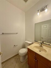 9040 Dupont Pl in Wellington, FL - Building Photo - Building Photo