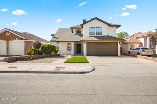 12280 Red Sun Dr in El Paso, TX - Building Photo