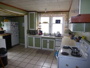 1127 High St in Bellingham, WA - Building Photo - Building Photo